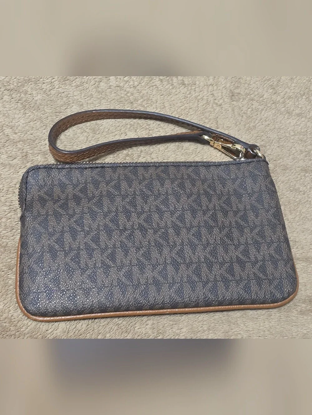 👝 Michael Kors Jet Set Brown Signature MK PVC Leather Large Travel Wristlet